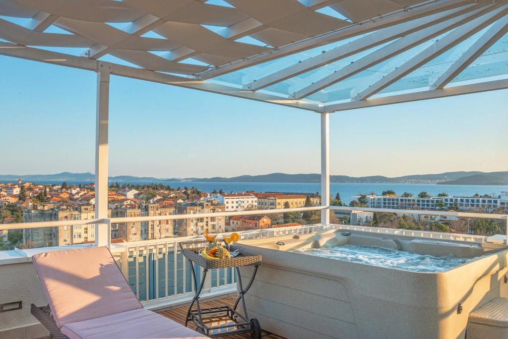 Sunset Penthouse Apartment With Jacuzzi And Seaview Zadar Exteriör bild