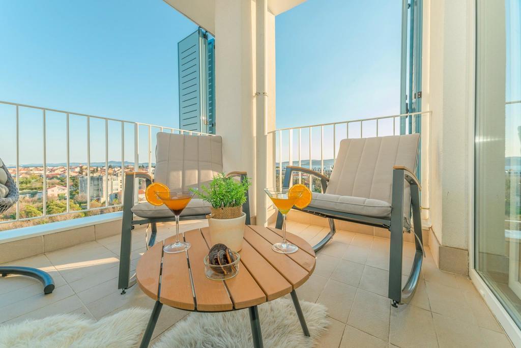 Sunset Penthouse Apartment With Jacuzzi And Seaview Zadar Exteriör bild
